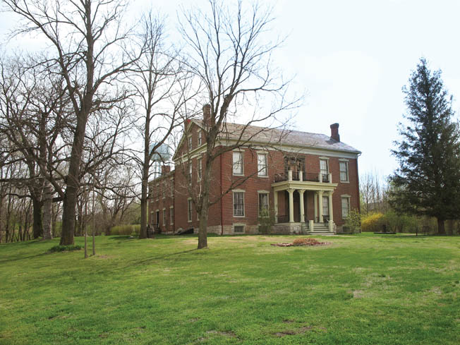 Lexington’s Anderson House, used as a Federal field hospital, became the unwitting target of Confederate cannoneers, who claimed that enemy snipers were unsportingly using the building’s roof as a vantage point.