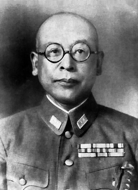 Lieutenant General Yashushi Sakai led the largest contingent of defending Japanese forces on New Britain, a single infantry division located in the central and western portion of the large island. 