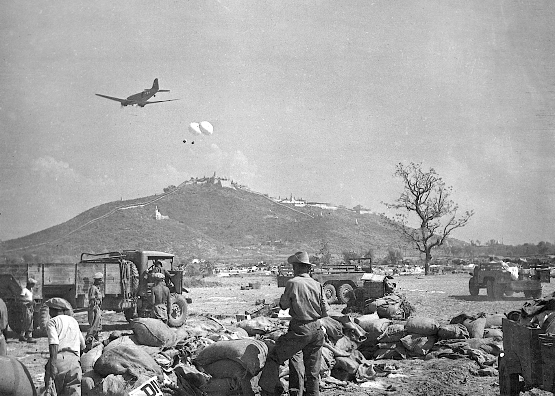 A troop carrier drops supplies to the Chindits in 1945.