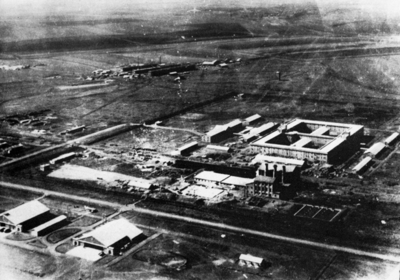Japanese Unit 731 was charged with operating a biological-warfare facility Manchurian district of Pingfang. 