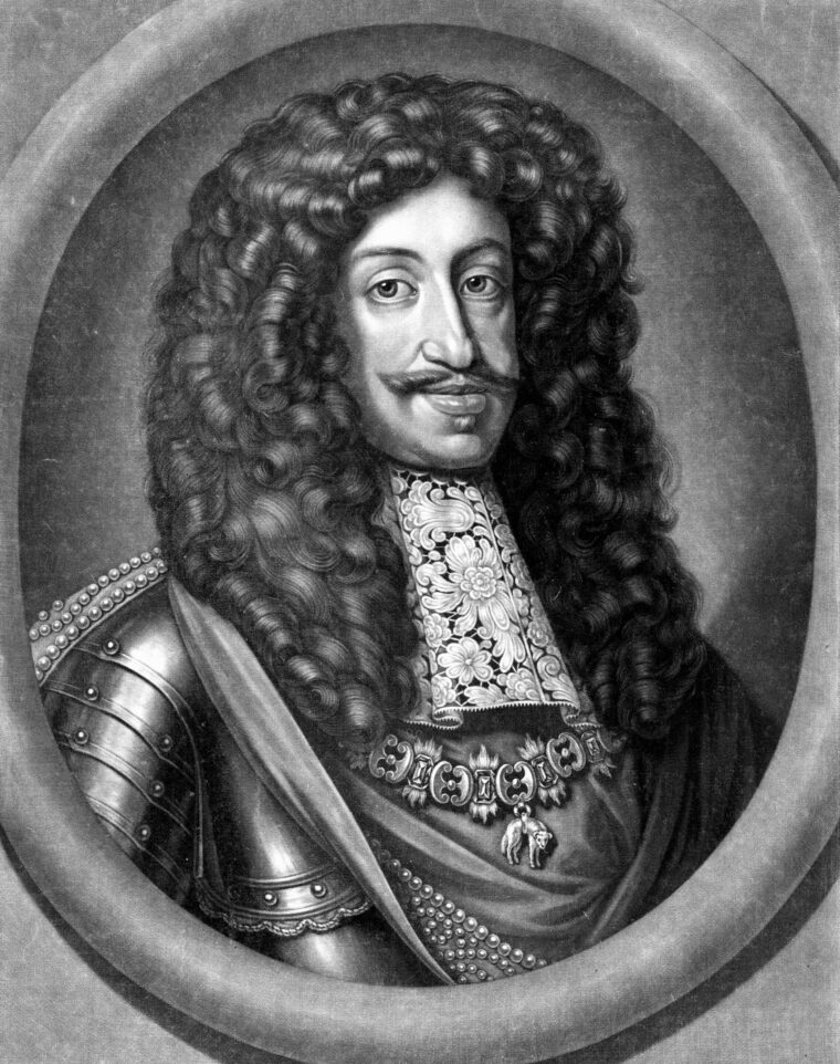 Catholic monarch James II was backed by his fellow Catholic,  King Louis XIV, in his bid to reclaim his crown.