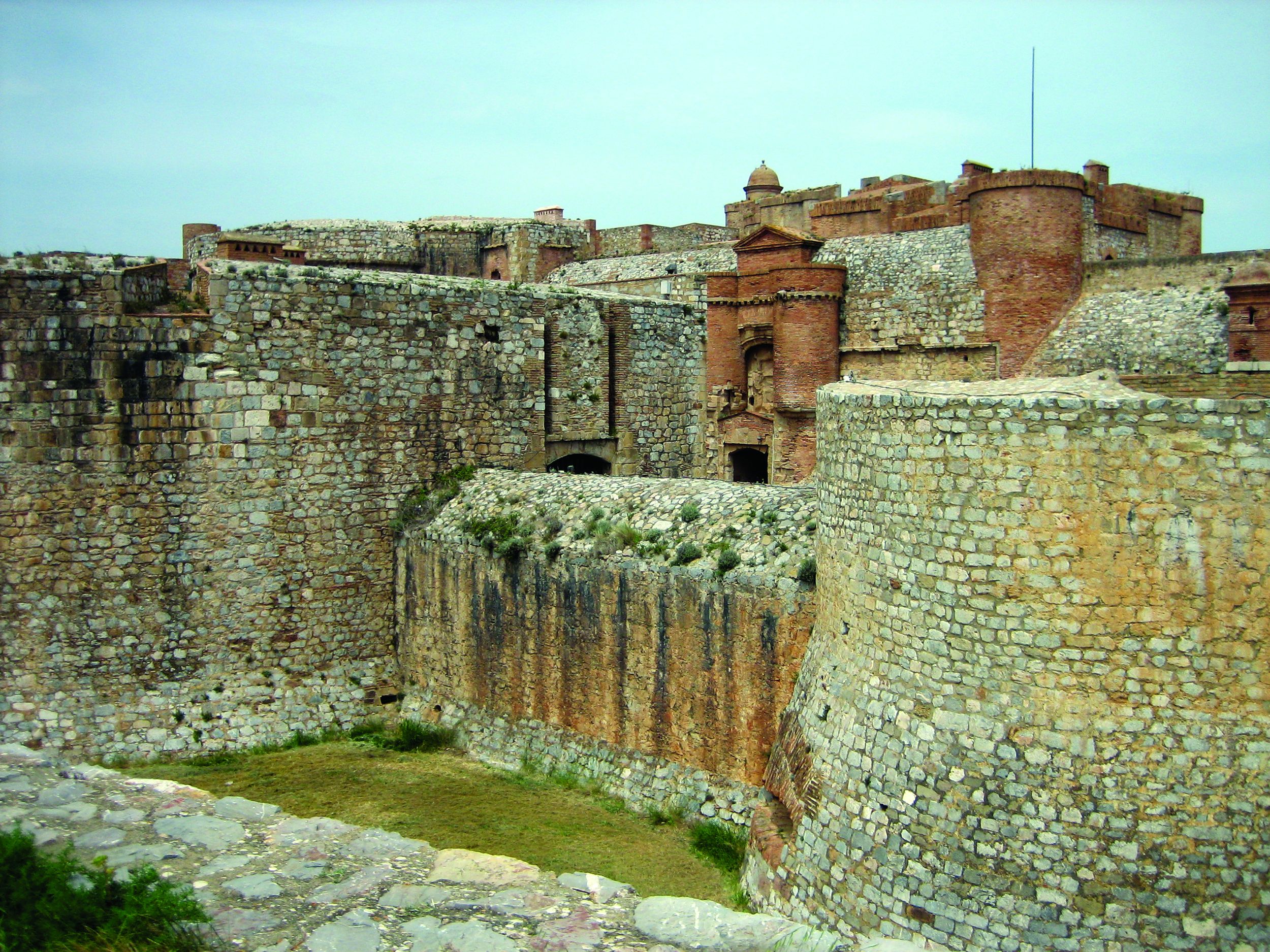 With walls almost 30 feet thick, the fortress is connected by a labyrinth of zig-zagging internal defenses.