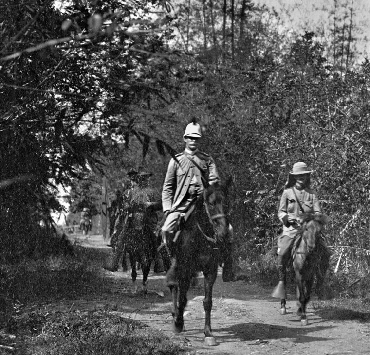 Lawton, in his familiar pith helmet, near Malolos, Philippines.