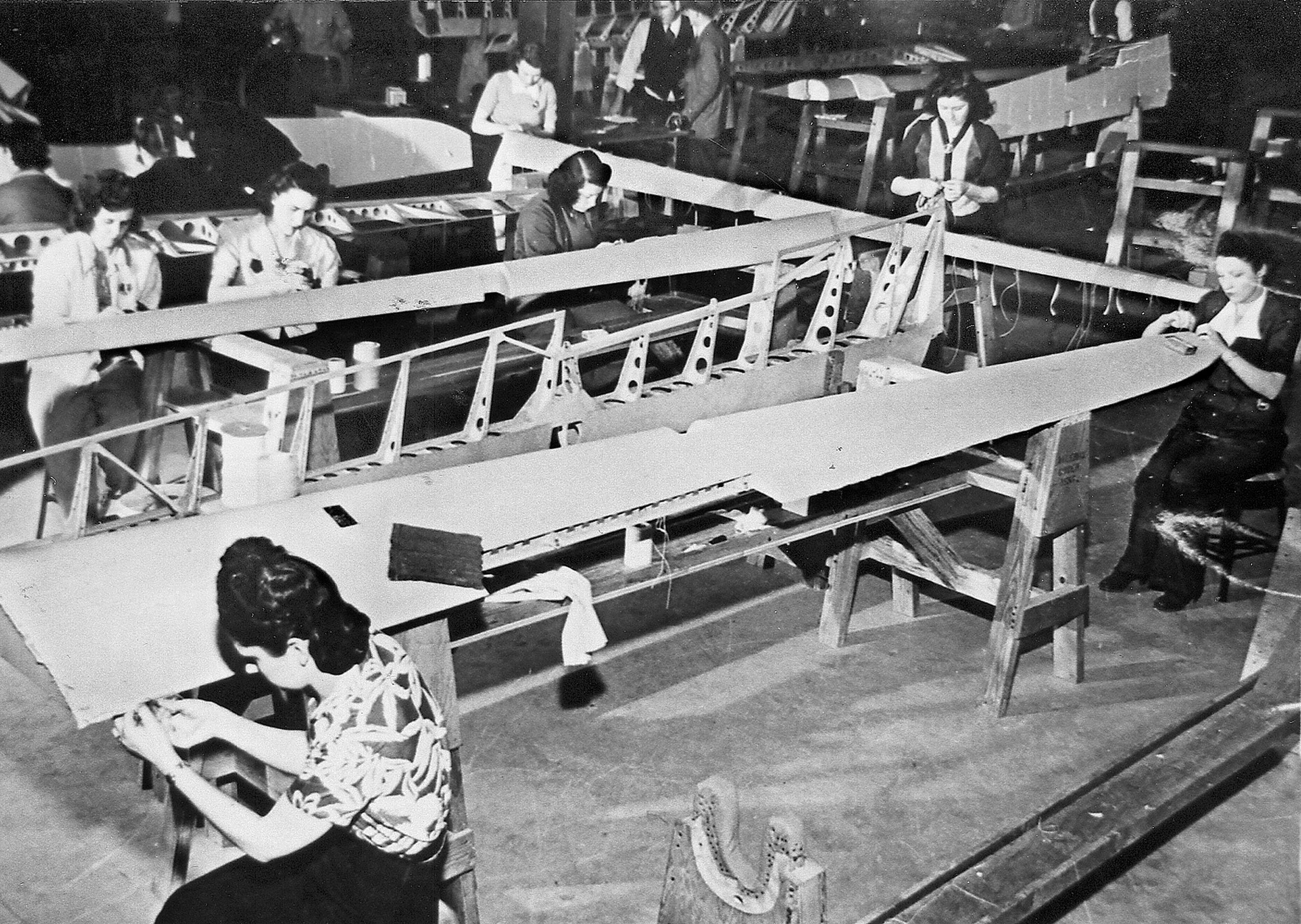 A group of women build a CG-4A glider wing at the Villaume Box and Lumber Company in St. Paul, Minnesota.
