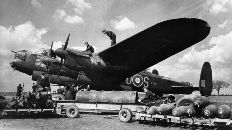 WWII Aircraft: The Lancaster Heavy Bomber - Warfare History Network