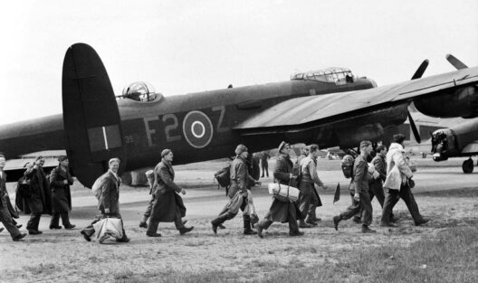 WWII Aircraft: The Lancaster Heavy Bomber - Warfare History Network