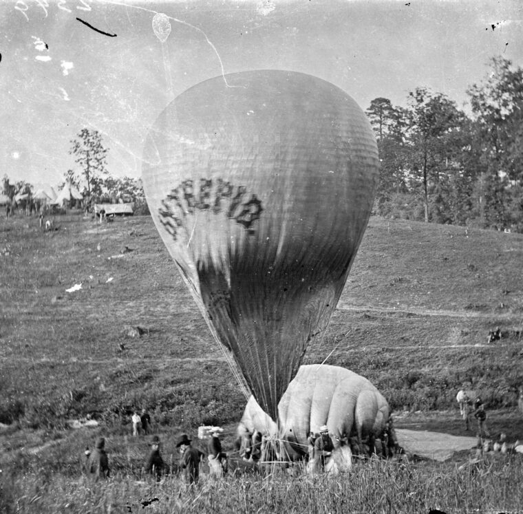 Lowe replenishes the larger Intrepid war balloon from the smaller Constitution during the Peninsula Campaign.