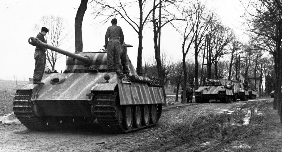 German PzKpfw. V Panther medium tanks pause along a road near the bridgehead across the Oder River at Küstrin. This photo was taken in February 1945 as the tanks advanced toward the village of Ortwig.