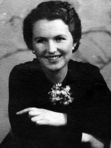 Young Mavis Lever, working for British Intelligence, provided valuable information that helped the Royal Navy in the victory at Cape Matapan. 
