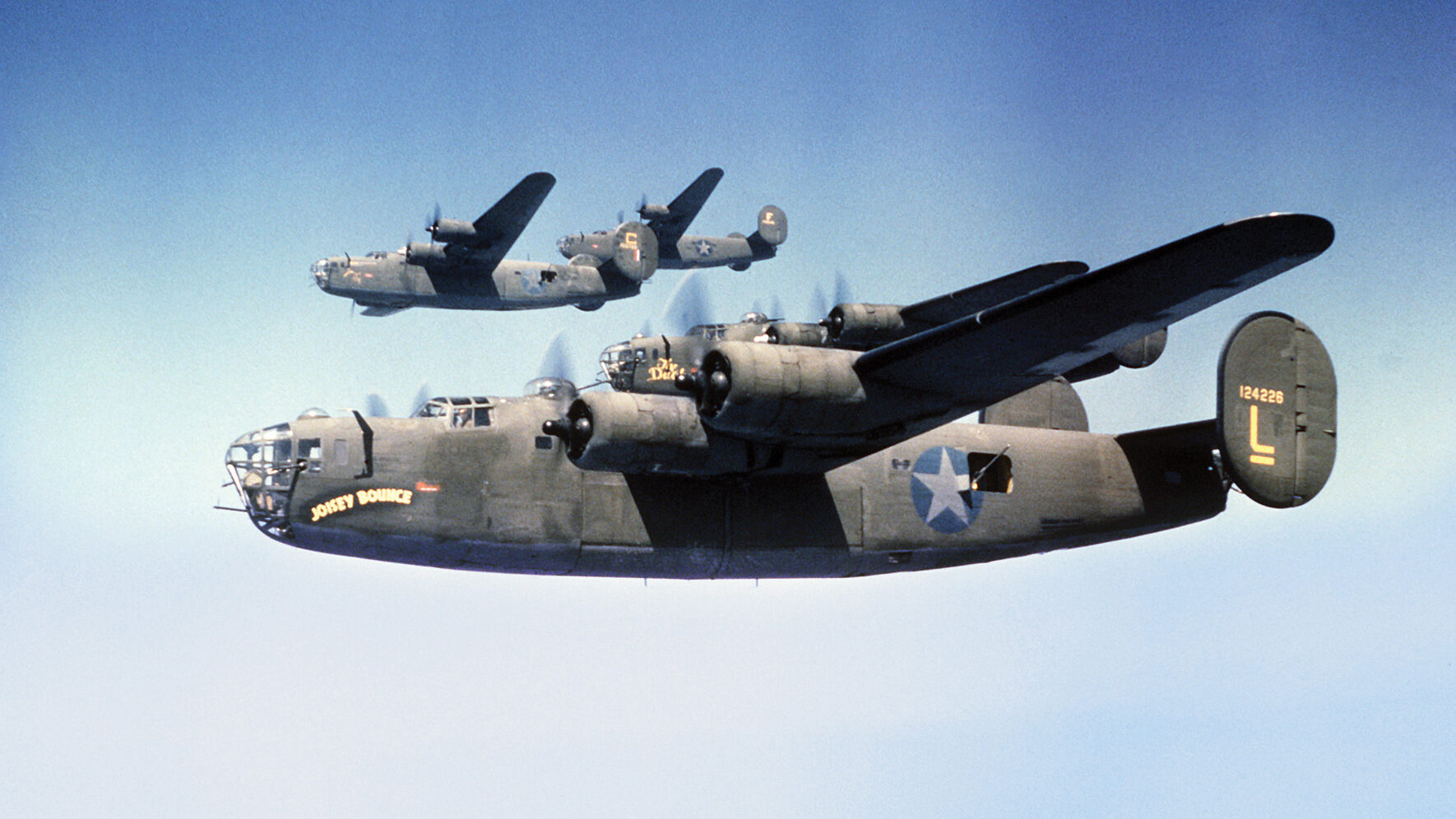 Consolidated B-24 Liberator: The Loyal “Lumbering Lib” – Military Zone