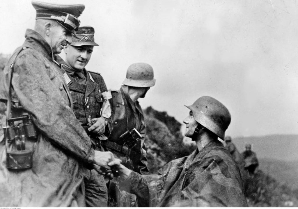 German General Jurgen von Armin talks to troops in Tunisia, where he replaced General Erwin Rommel, Patton’s nemesis. Von Arnim’s force, as Army Group Afrika, consisted of all Axis forces in North Africa. 