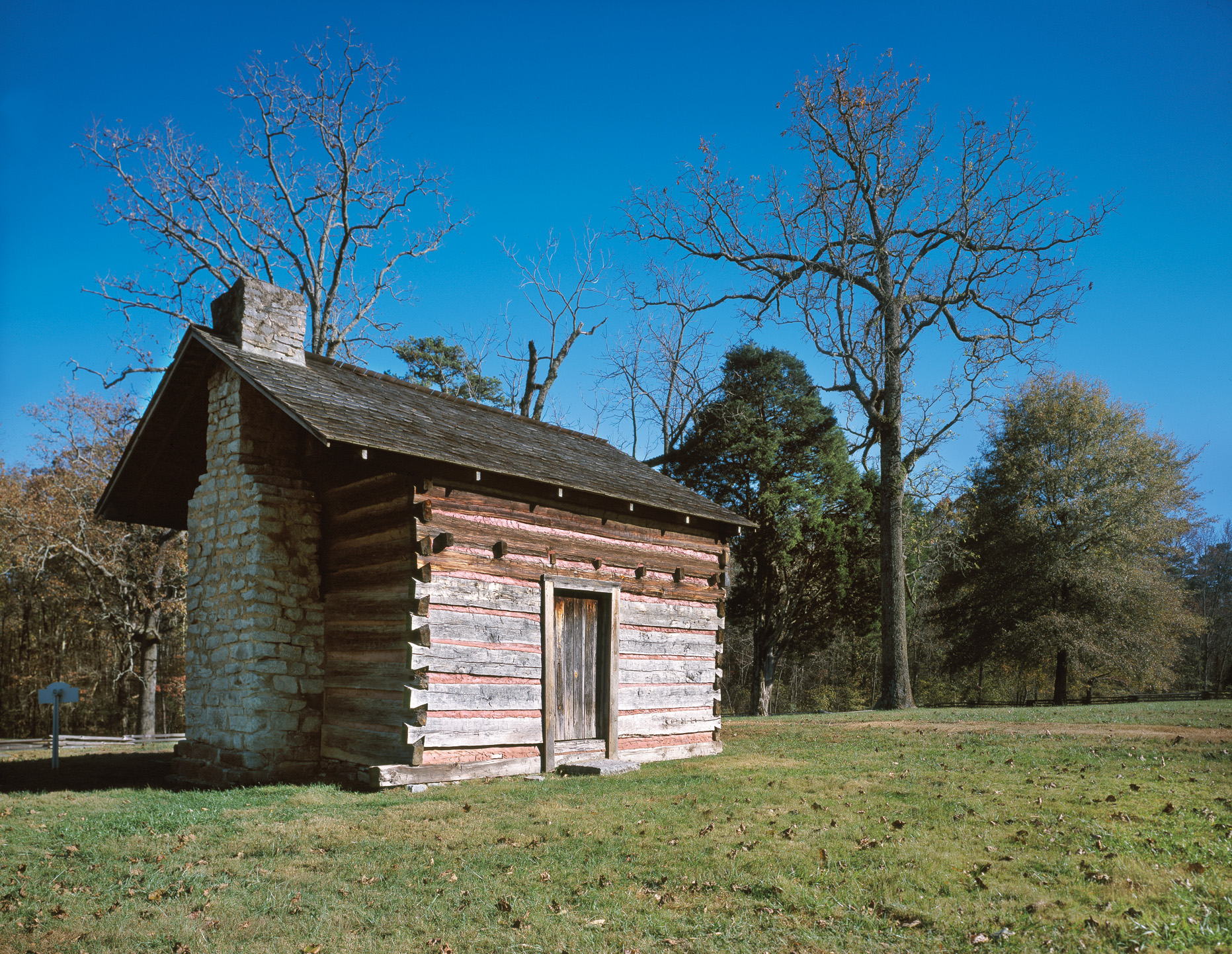 Farmer George Brotherton's log cabin was typical of the hardscrabble farms of heavily forested north Georgia. Longstreet employed his son Tom, a soldier who knew every trail through the woods, as a scout. 