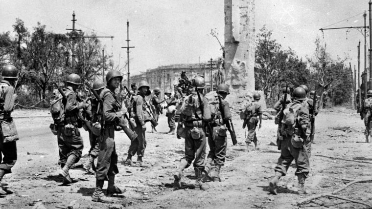 Americans troops enter Messina on August 17, 1943. Despite Adolf Hitler’s orders to fight to the last man, Kesselring skillfully employed hundreds of antiaircraft guns to cover the withdrawal of 40,000 Germans to the mainland.