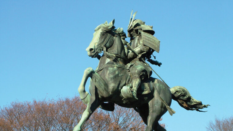 The statue of famed samurai warrior Kusunoki Masashige at the Imperial Palace in Tokyo pays homage to his legacy as the embodiment of samurai loyalty.