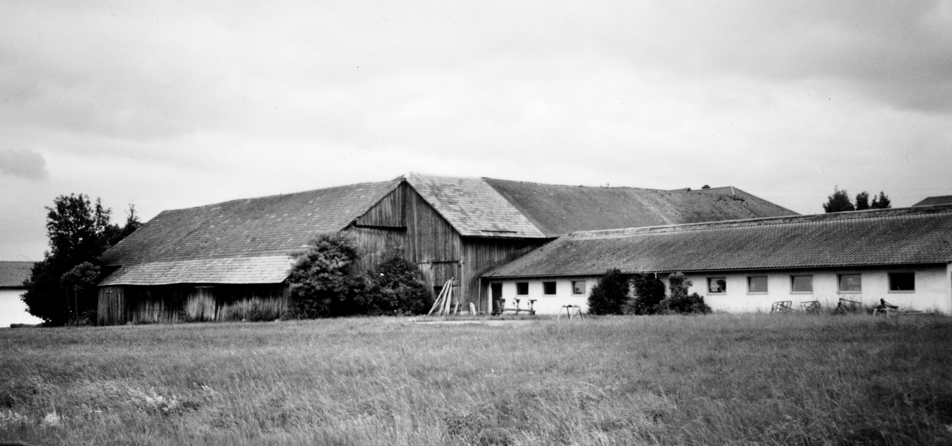 Some of the surviving members of the death march from Berga recall that they were in this barn on the outskirts of the village of Rötz in Bavaria, when they were finally liberated. 