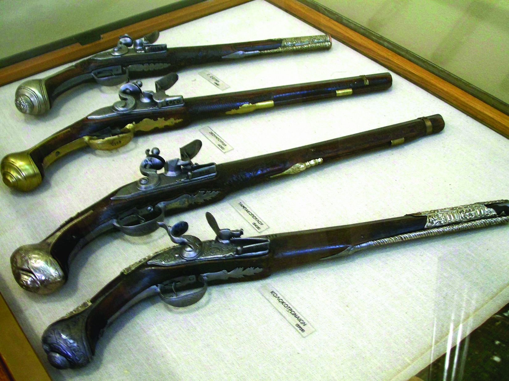 A collection of long-barreled pistols used during the Greek revolution.