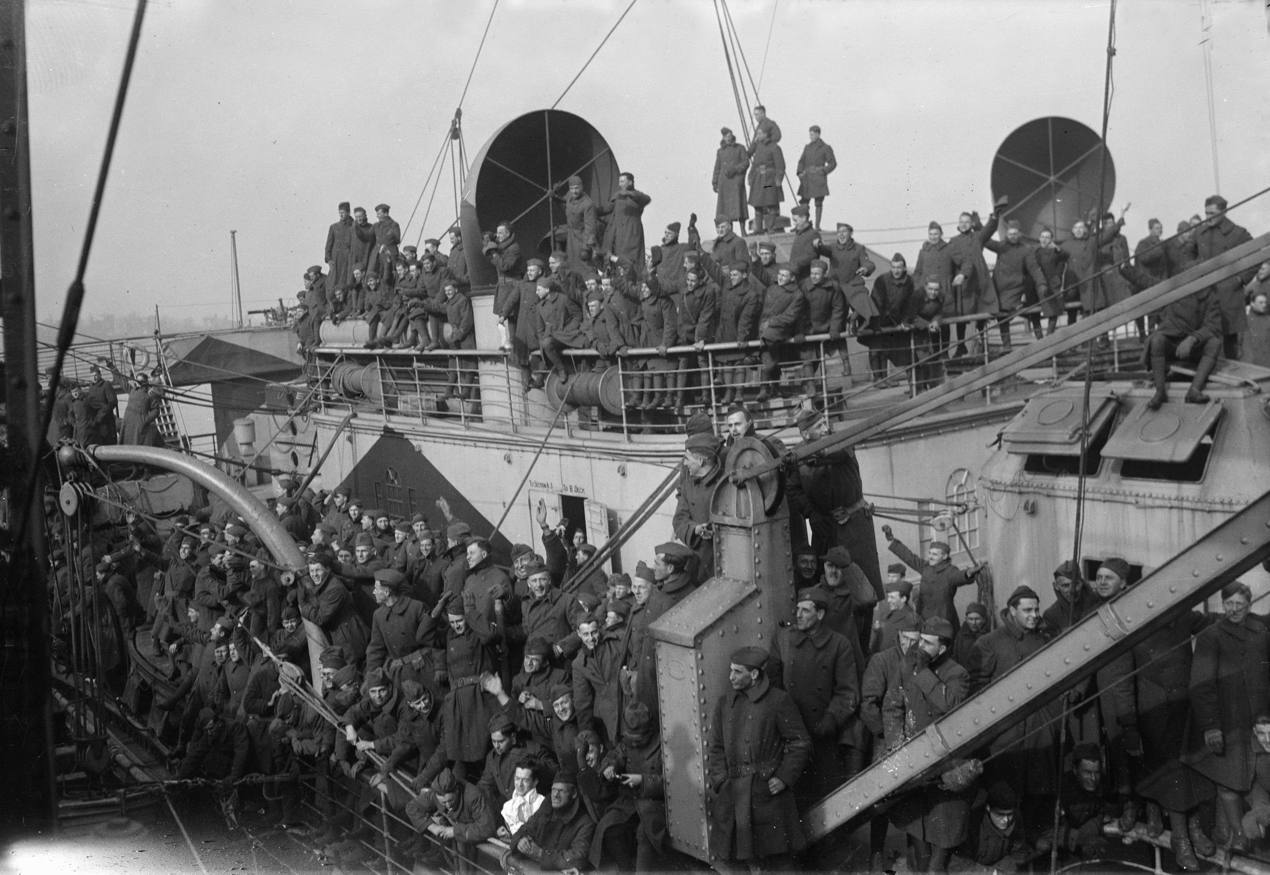 High-spirited Australian aviators on board the hospital ship Mauretania in 1918. The ship carried 232 medical personnel.