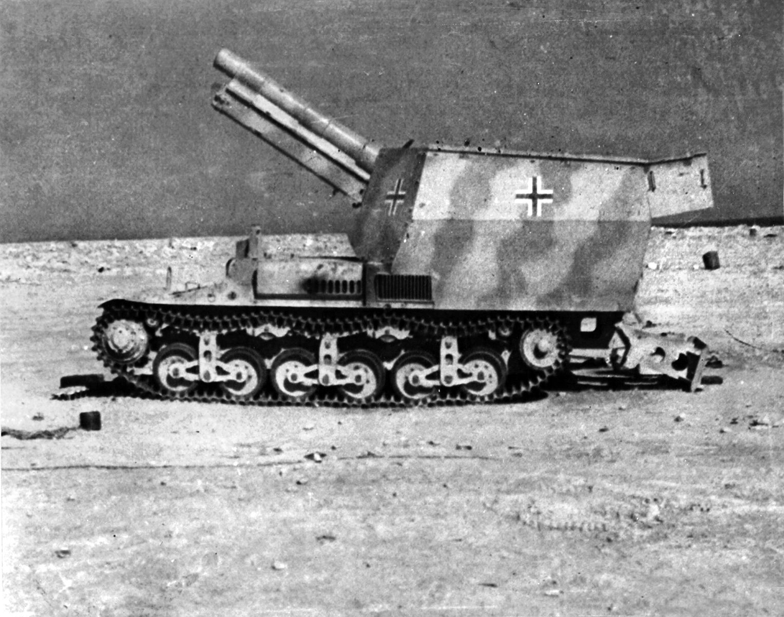 A Becker-designed 10.5cm leFH-18/40 auf Geschützwagen Lorraine Schlepper(f) self-propelled artillery gun. “Schlepper" means “tractor," and the (f) indicates the chassis was French. These armored vehicles were fast enough to keep pace with panzer units.