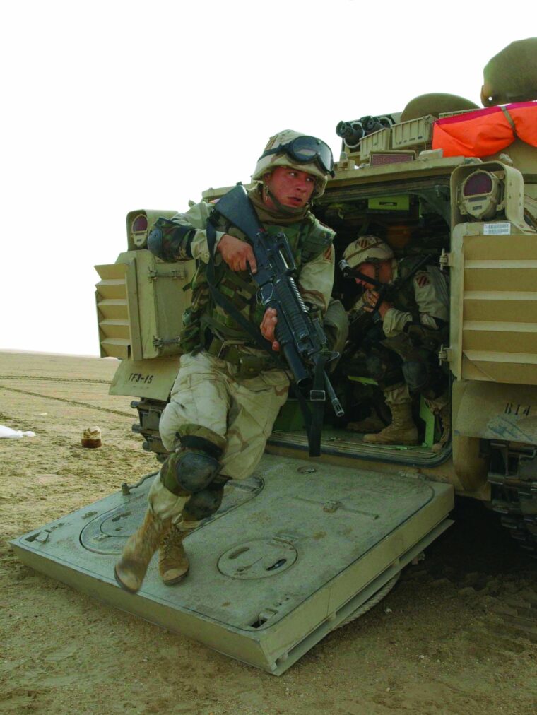 12.09.2002
Sergeant First Class David K. 
Dismukes, U.S. Army
Udairi Range, Kuwait 