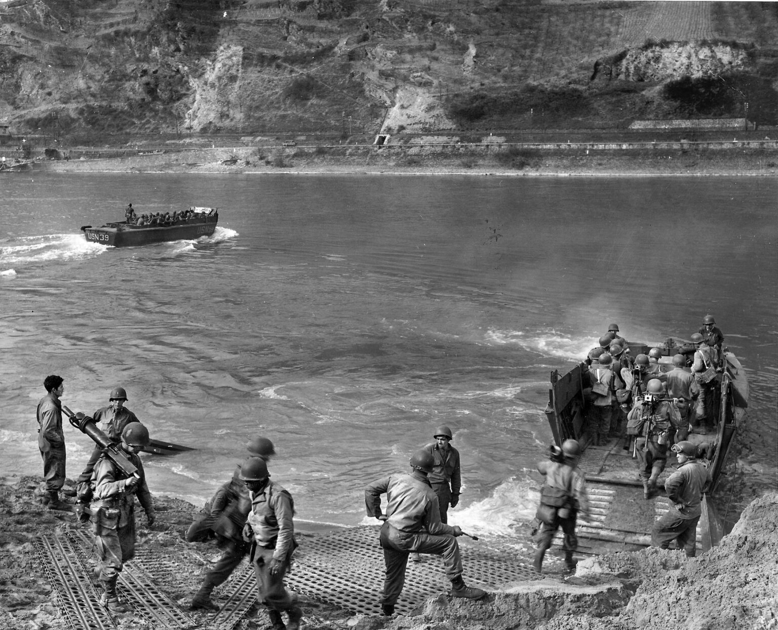 The Forgotten Rhine Crossings - Warfare History Network