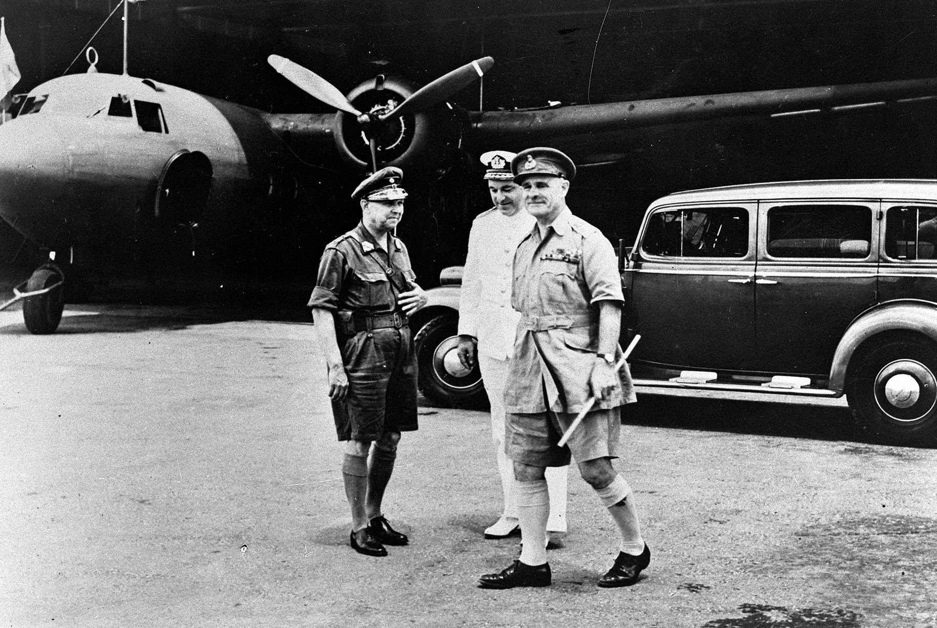 Field Marshal Archibald Wavell arrives in Dutch Indonesia to take command of the short-lived ABDA military partnership. At the time, Wavell had fallen out of favor with Prime Minister Winston Churchill.