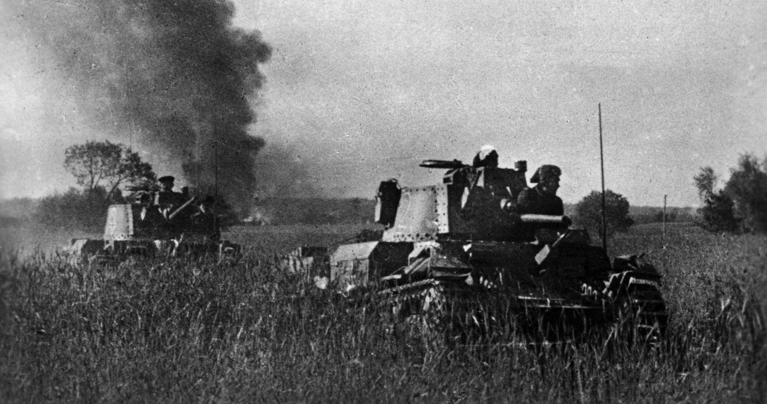 Tanks of the German Army’s 17th Panzer Regiment, 19th Panzer Division advance through Belarus on June 25, 1941, three days after the launch of Operation Barbarossa. These tanks are Panzer 38(t) models, made in Czechoslovakia and pressed into Nazi service with Hitler’s occupation of the country.