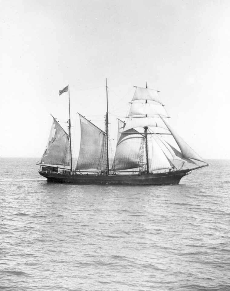The British decoy schooner Mitchell, or Q-9, is pictured at sea in late 1916. The British Navy assigned Q numbers to all decoy or “mystery” ships engaged in antisubmarine warfare during the final days of the war.