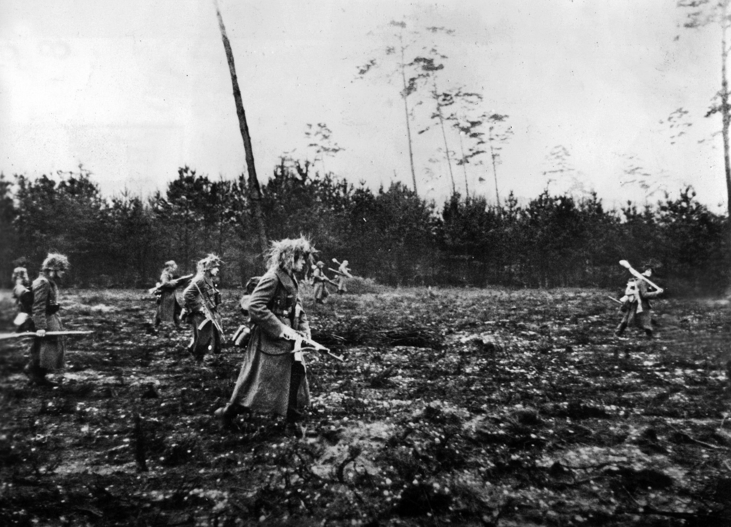 Armed with antitank panzerfaust weapons, these German troops were among those who tenaciously fought for every yard of the Hürtgen Forest during the winter of 1944-1945. Two soldiers (center) are armed with the Sturmgewehr 44, considered by many to be the world’s first assault rifle.