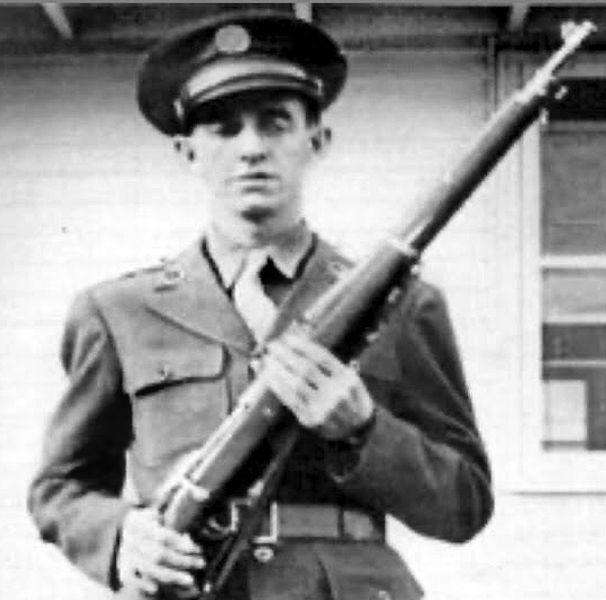  Audie Murphy’s close friend, Priv. Lattie Tipton, was killed in the fight for Pillbox Hill