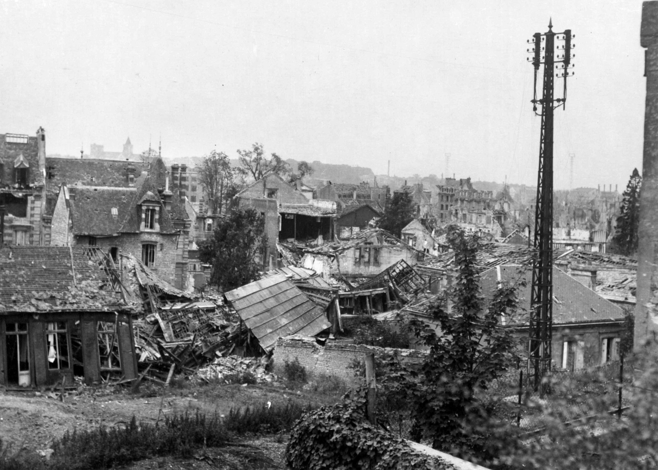 Scheduled to be captured on D-Day by Field Marshal Bernard Montgomery’s British Second Army, the French city of Caen was defended by the German Panzergruppe West and held out until August 6, 1944, despite being heavily bombed twice by the RAF. 