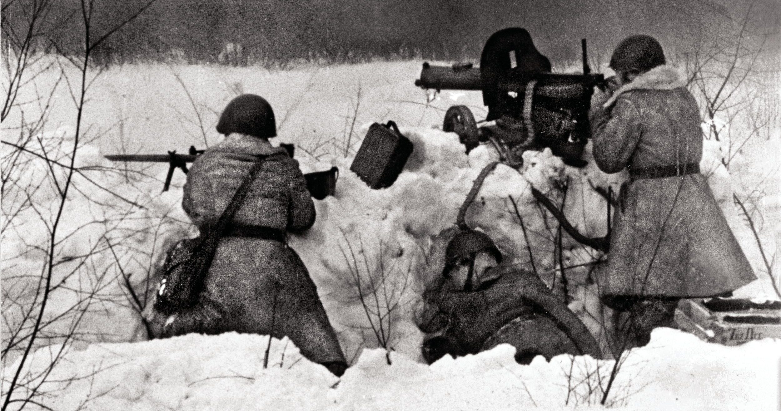 Soviet troops holding off Germans on the outskirts of Moscow during Operation Typhoon, Hitler’s final push for the Russian capital in early December 1941. The Red Army counterattacked and drove Germany’s Army Group Center back some 200 miles, but Stalin demanded a plan to encircle and destroy the Germans—leading to the Vyazma Airborne Operation.