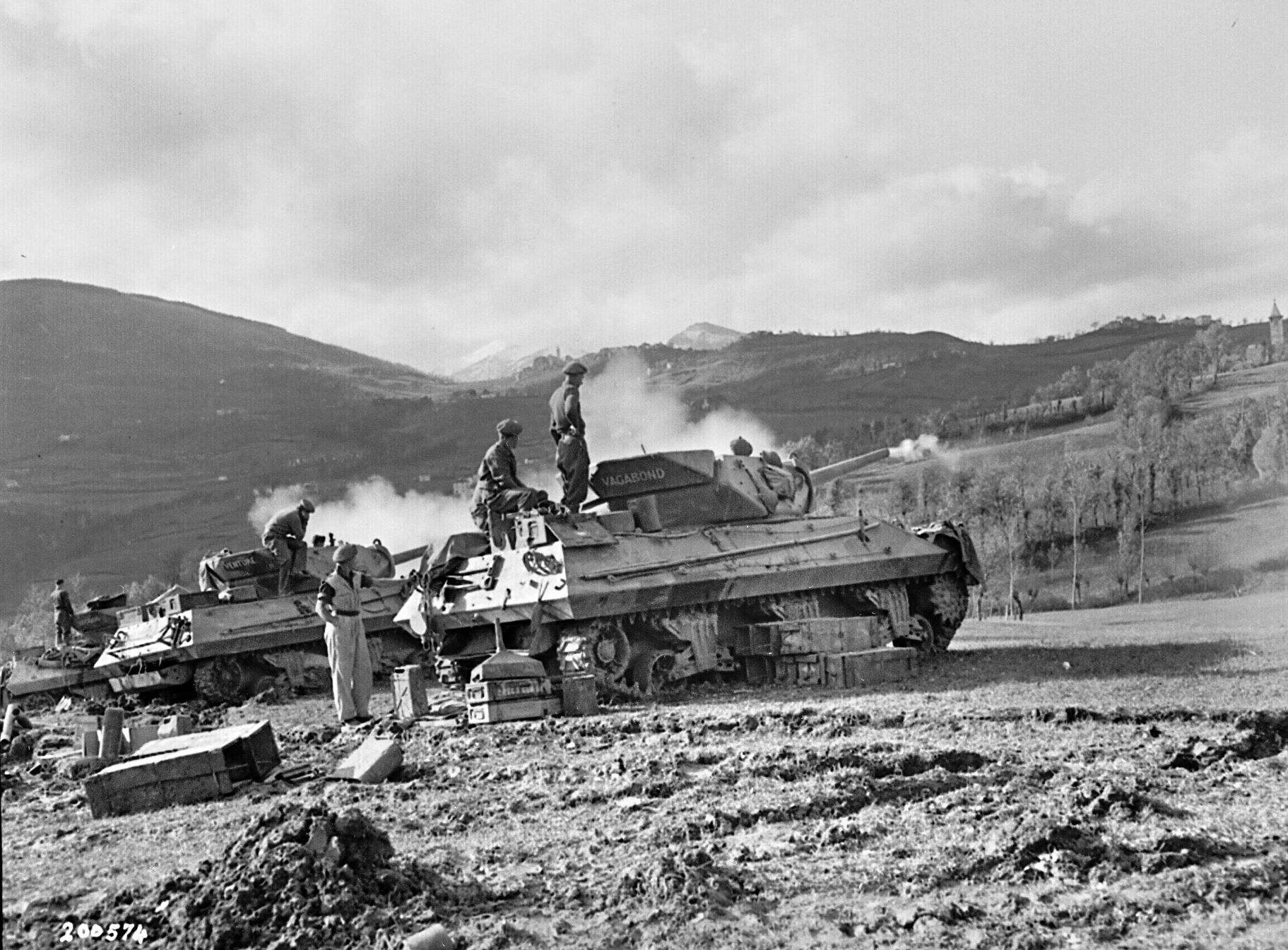 M-10 Tank Destroyers from 6th South African Armoured Division fire on Germans during approach to Bologna, November 17, 1944. The South Africans were transferred from Eighth Army to Fifth Army in September.