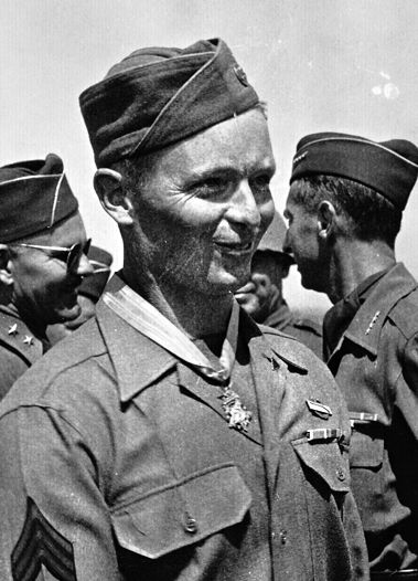 Mortarman Oscar Johnson’s aggressive courage earned the Medal of Honor on September 16.