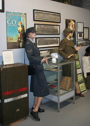 This display honors the contribution of Canadian women in uniform over the generations. 