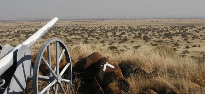 At Magersfontein, the famous Scottish Highland Brigade marched into a “slaughterhouse” of fire by Boer marksmen.