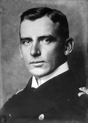 Kapitanleutnant Helmuth von Mucke was the Emden’s second in command.