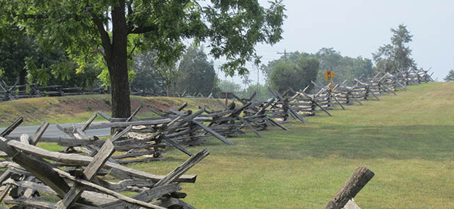 What are the must-see sites when visiting Manassas Battlefield Park? Besides Henry Hill, it is worth taking the time to visit the Stone Bridge