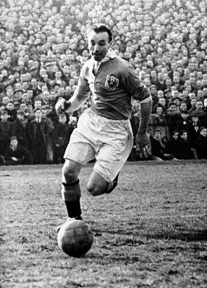 British soccer star Stanley Matthews volunteered for service with the Royal Air Force shortly after war was declared. Matthews played for Stoke City and Blackpool and for England’s national team. He was considered one of the greatest soccer players of all time.