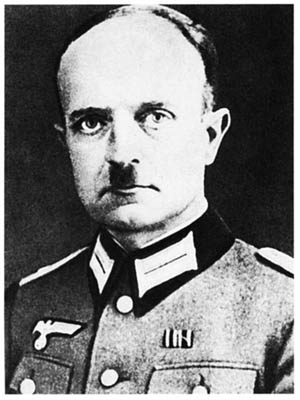  Lt. Col. Heinrich Scherhorn was captured by the Soviets and used to help deceive the Wehrmacht into believing that he led as many as 2,500 German troops behind Soviet lines. 